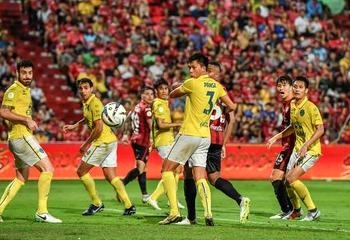 Mẹo chơi poker trực tuyến cho người mới và phân tích kèo khi Man City đấu với Chelsea hôm nay