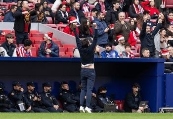 Mẹo chơi poker trực tuyến cho người mới và phân tích kèo khi Man City đấu với Chelsea hôm nay